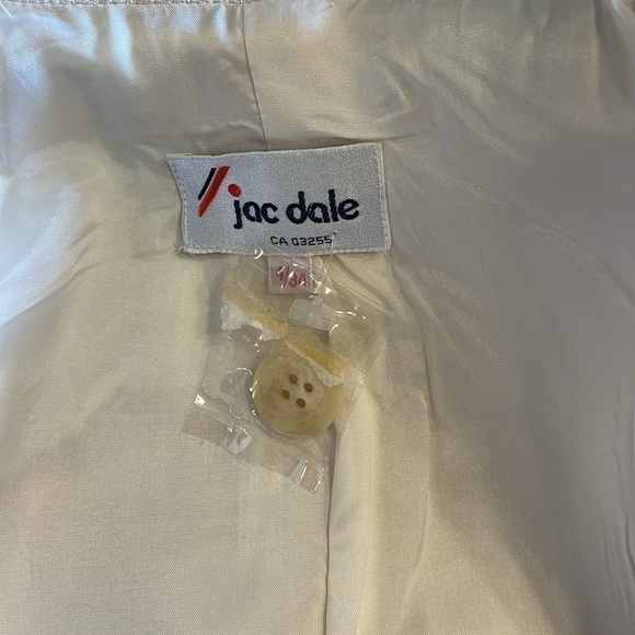 Jac Dale 4/34 cotton/linen/poly blend butter cream tailored pocketed jacket - Picture 5 of 8